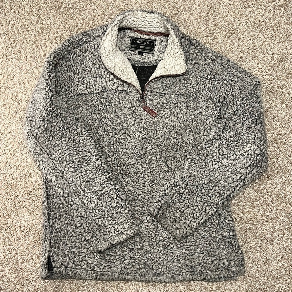True Grit Pullover / Size Medium